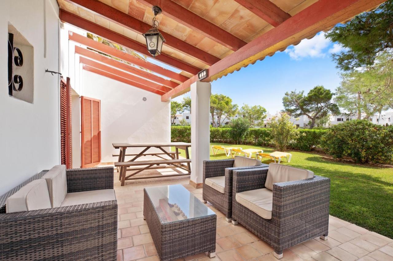 Villa Sa Palmera กาลาดอร์ ภายนอก รูปภาพ